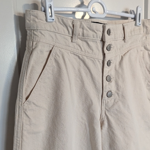 Banana Republic Off-white Wide Leg Capri Pants Culottes sz 4 - Button Fly - Picture 3 of 6